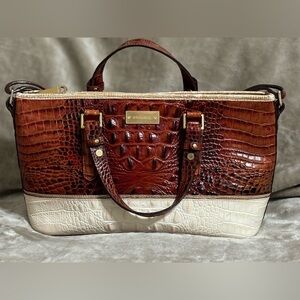 Brahmin Leather Purse | Size: medium | Color: Brown/tan